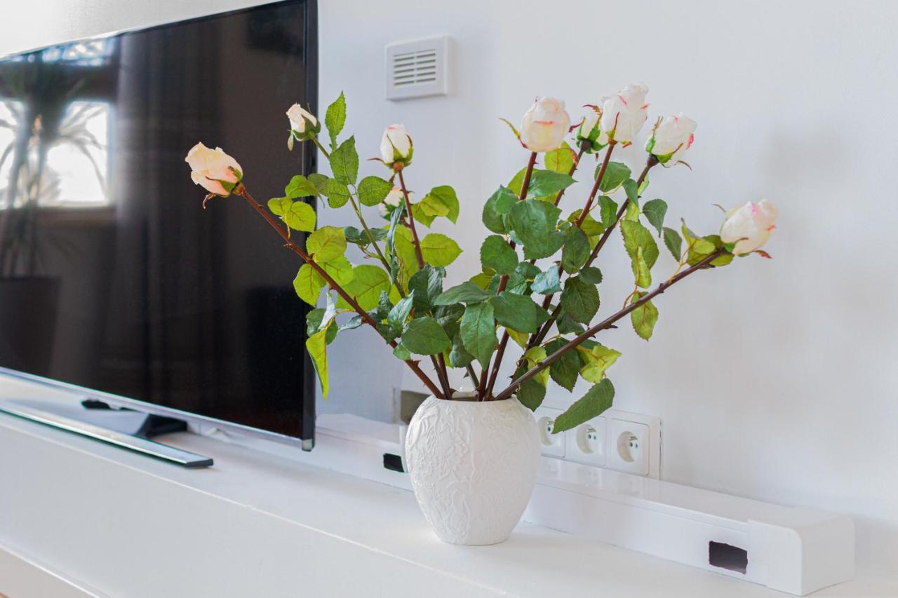 Atelier Residence Apartment By Noclegi Renters Varsó Kültér fotó